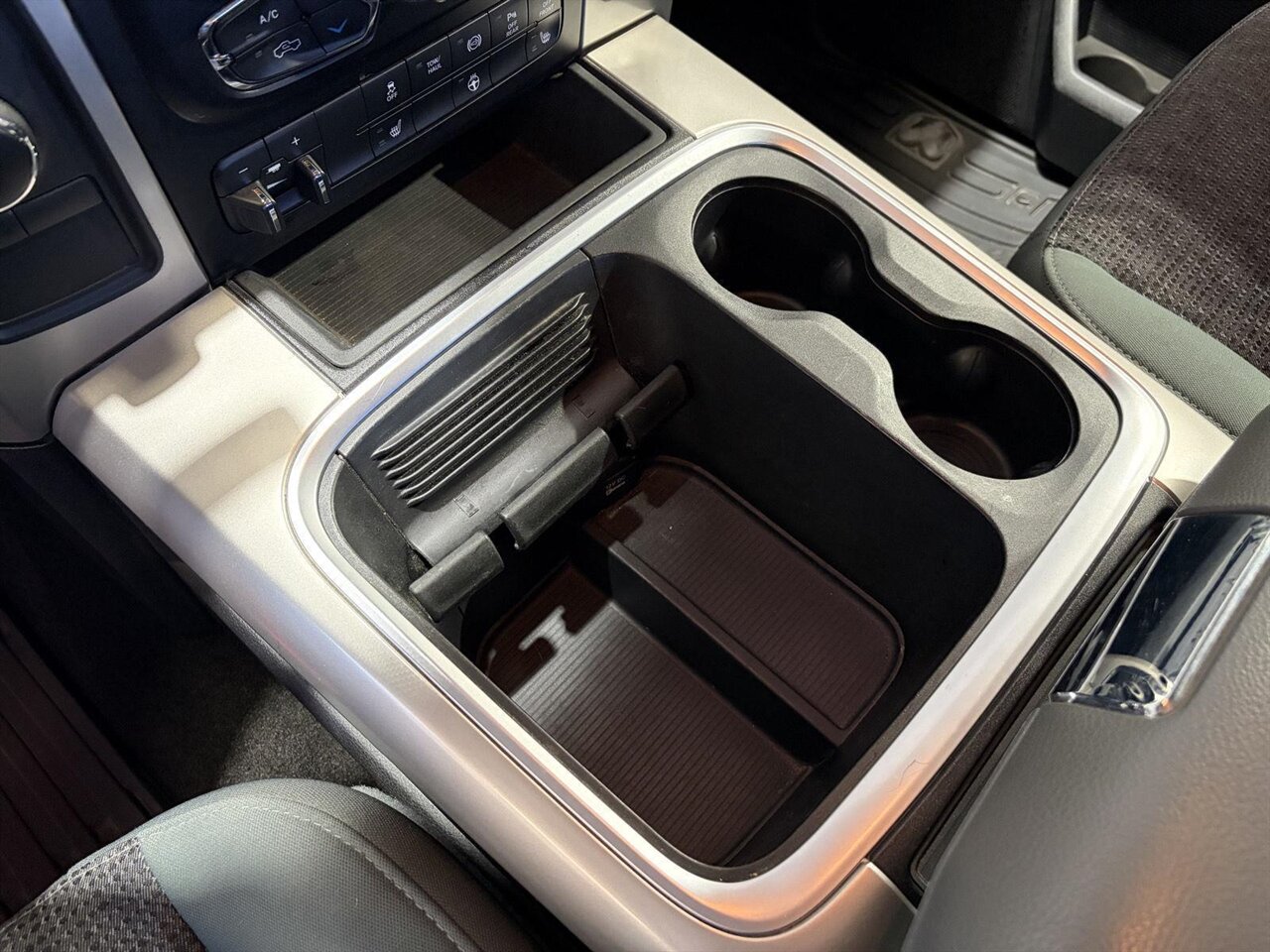 2016 RAM 2500 SLT - Photo 23 - Victorville, CA 92392