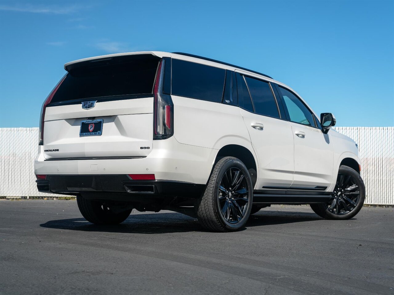 2022 Cadillac Escalade Sport Platinum - Photo 6 - Victorville, CA 92392