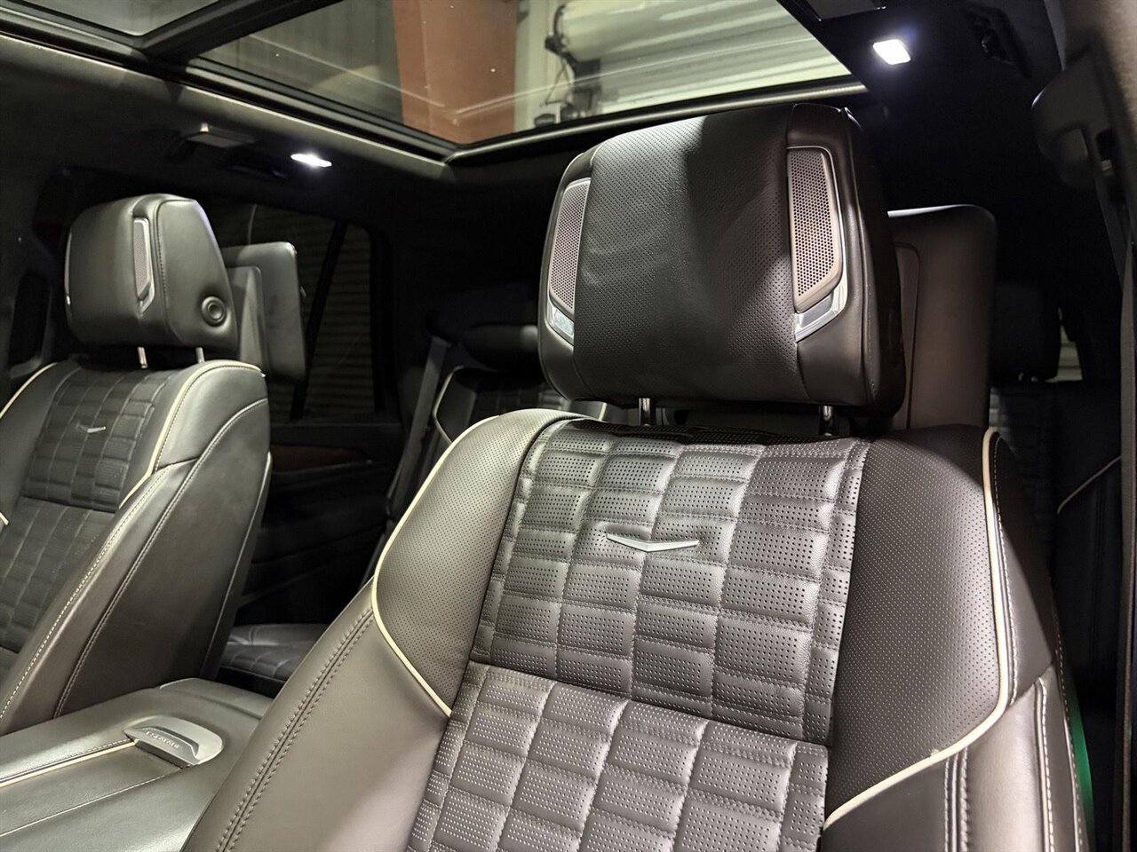 2022 Cadillac Escalade Sport Platinum - Photo 13 - Victorville, CA 92392