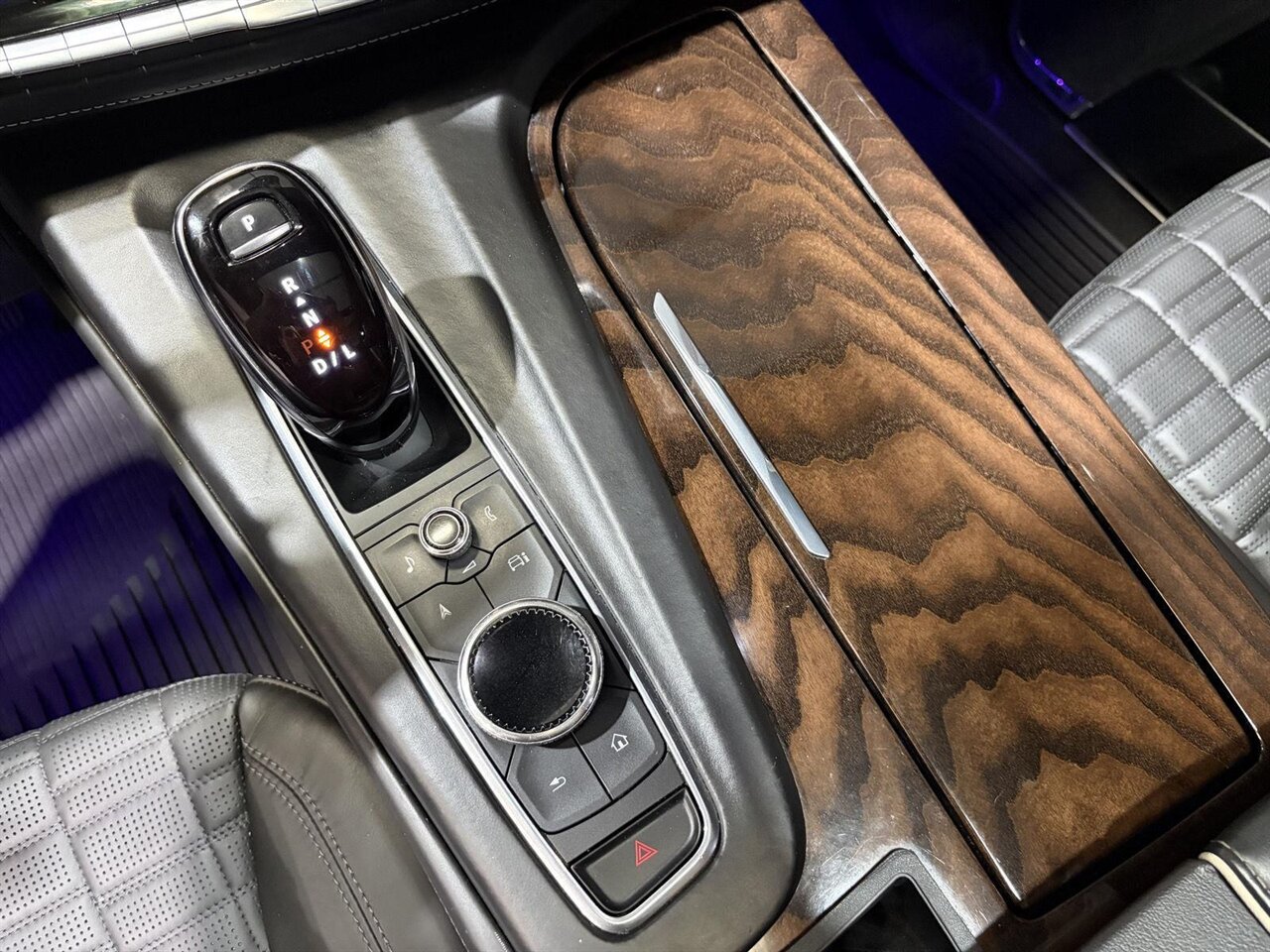 2022 Cadillac Escalade Sport Platinum - Photo 16 - Victorville, CA 92392