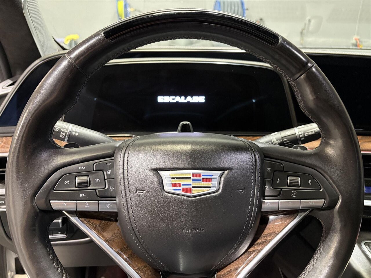 2022 Cadillac Escalade Sport Platinum - Photo 17 - Victorville, CA 92392