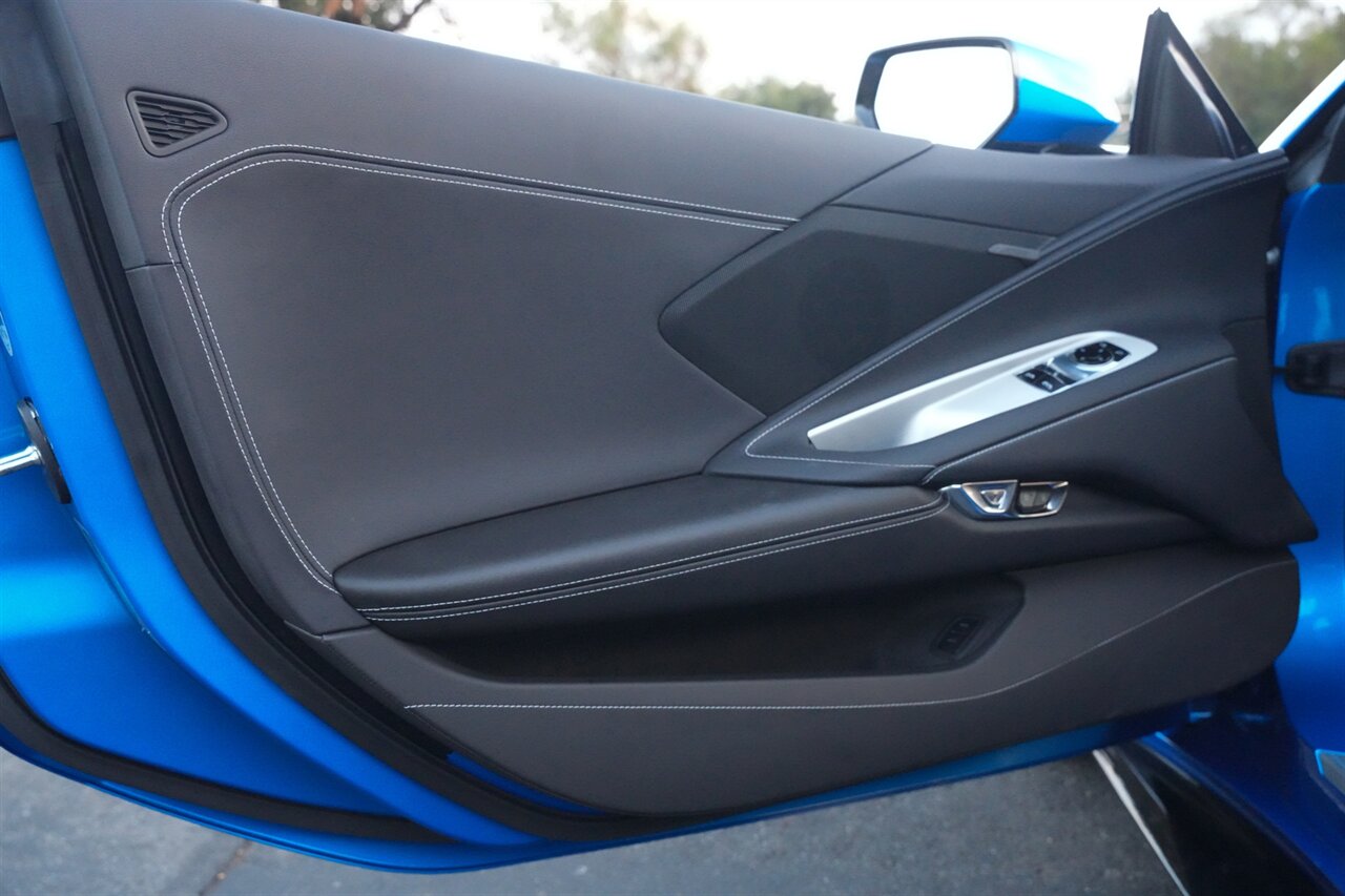 2025 Chevrolet Corvette Z06 Carbon Aero Package! PPF! - Photo 32 - Victorville, CA 92392