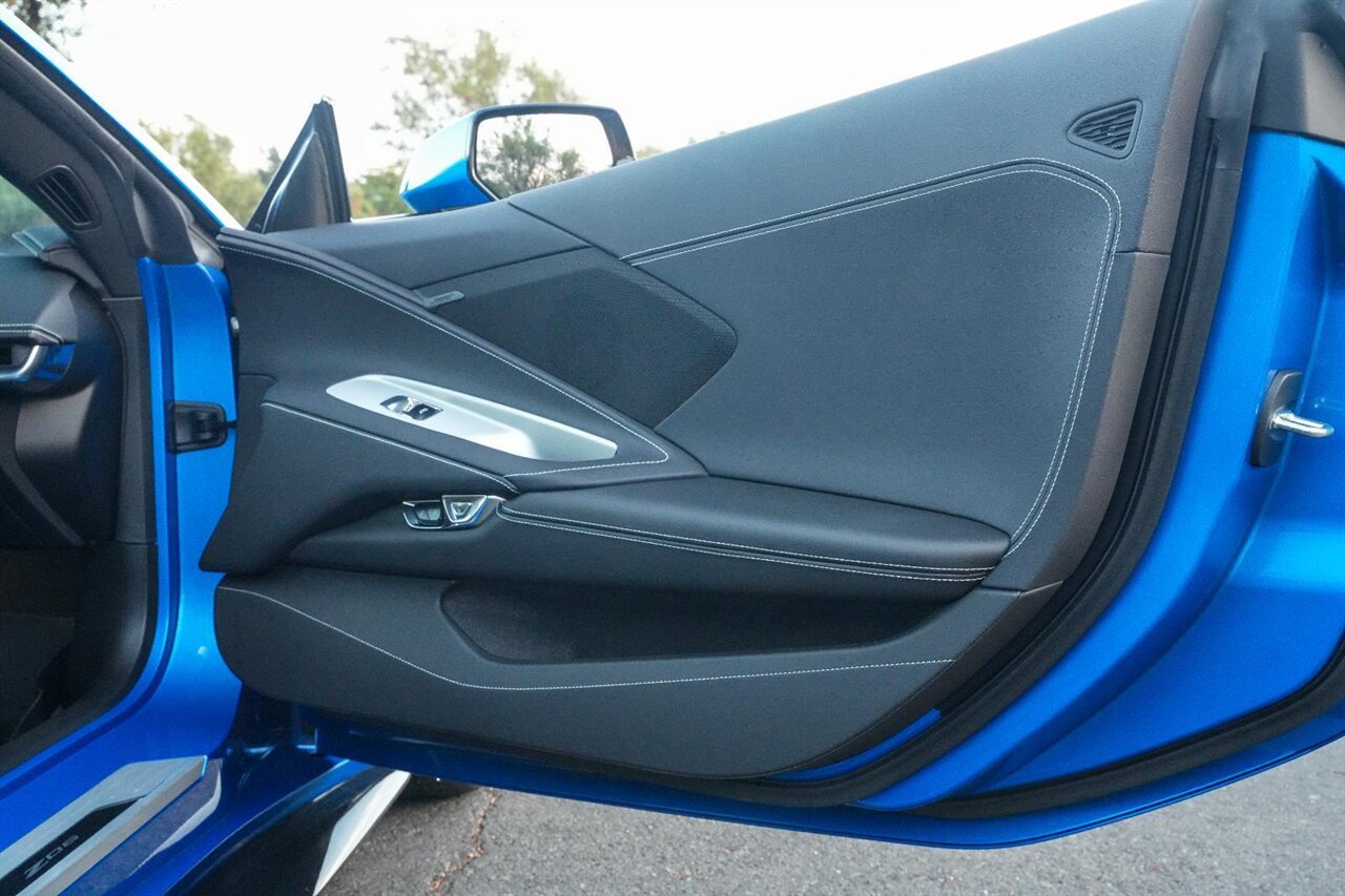 2025 Chevrolet Corvette Z06  Carbon Aero Package! PPF! - Photo 38 - Victorville, CA 92392