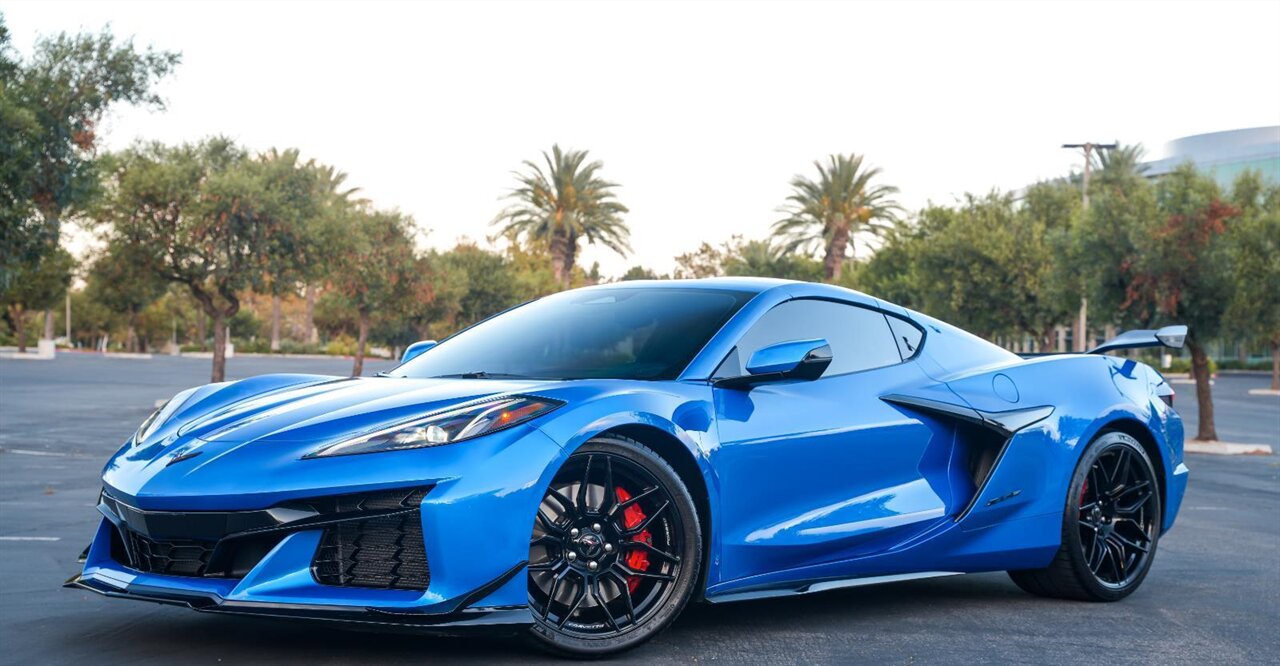 2025 Chevrolet Corvette Z06  Carbon Aero Package! PPF! - Photo 4 - Victorville, CA 92392