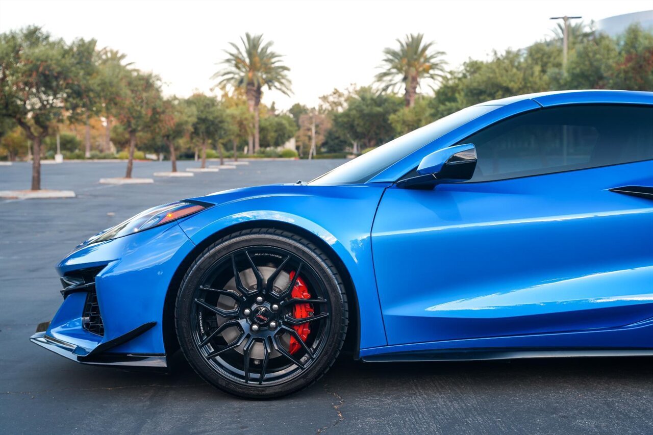 2025 Chevrolet Corvette Z06  Carbon Aero Package! PPF! - Photo 11 - Victorville, CA 92392