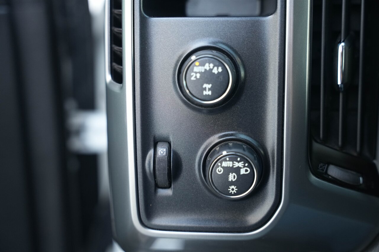 2018 Chevrolet Silverado 1500 LT   - Photo 43 - Victorville, CA 92392