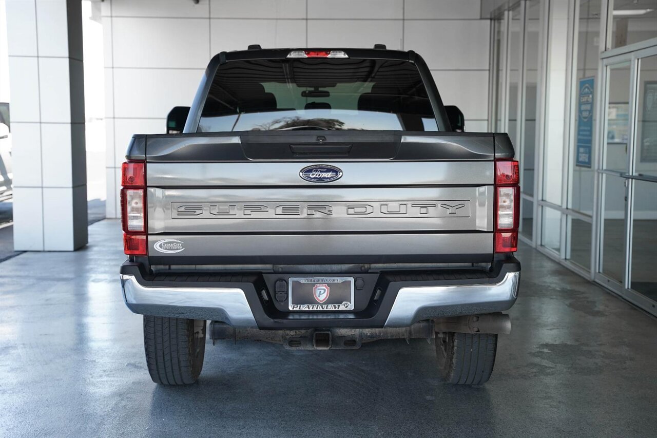 2020 Ford F-250 Super Duty XLT   - Photo 10 - Victorville, CA 92392