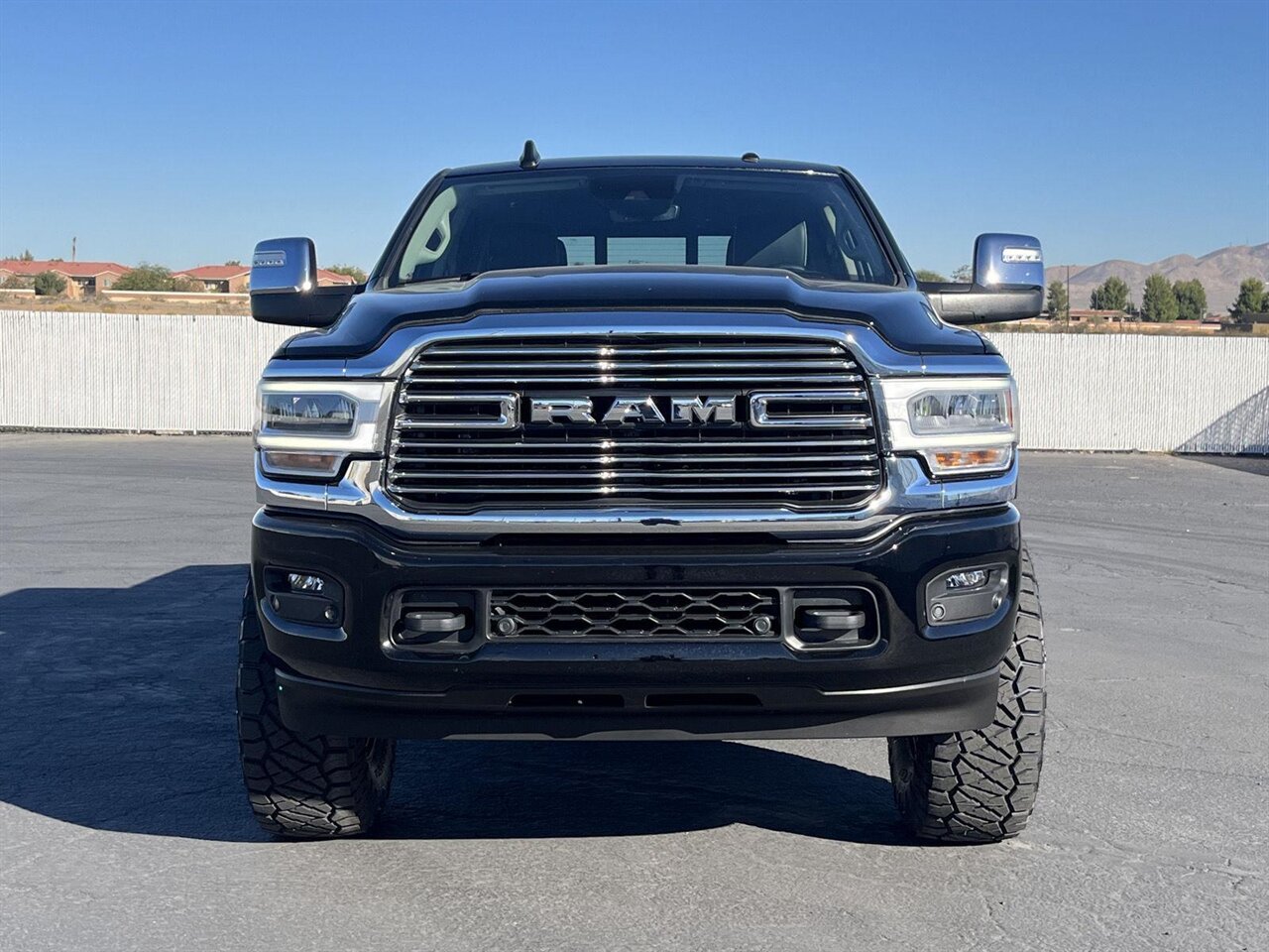 2024 RAM 2500 Laramie   - Photo 12 - Victorville, CA 92392