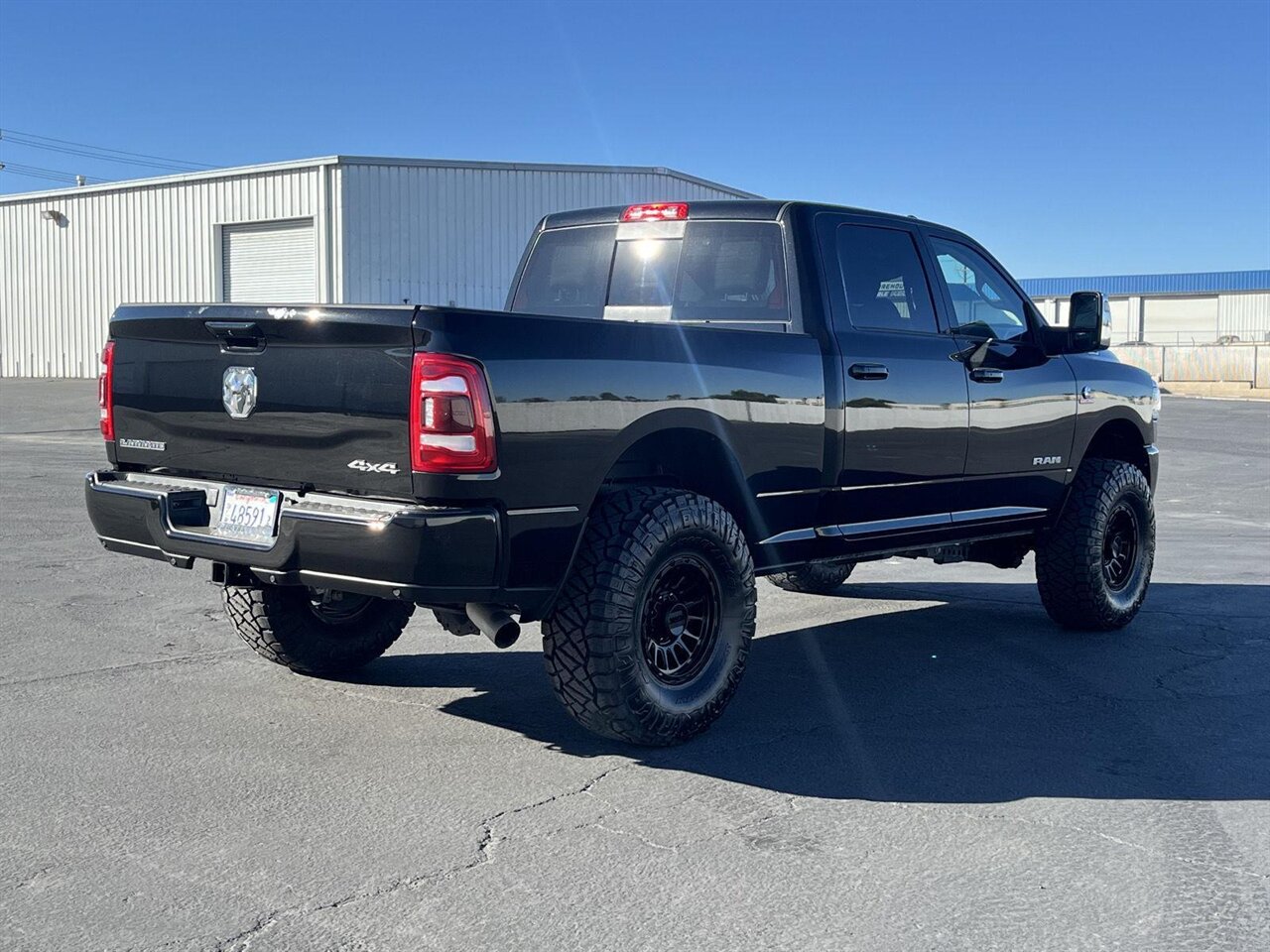 2024 RAM 2500 Laramie   - Photo 11 - Victorville, CA 92392