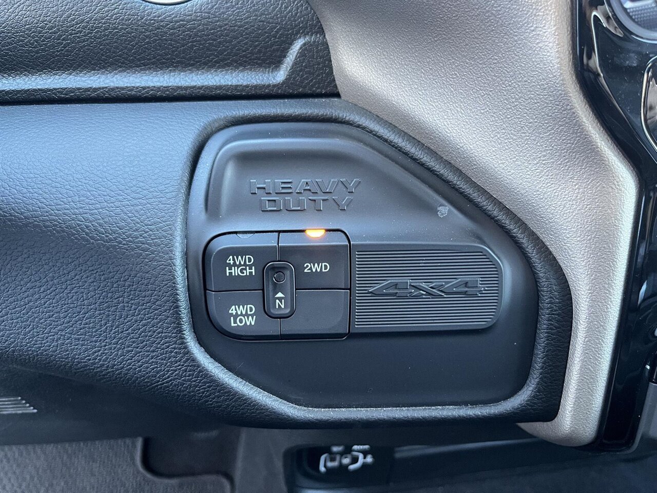 2024 RAM 2500 Laramie   - Photo 18 - Victorville, CA 92392