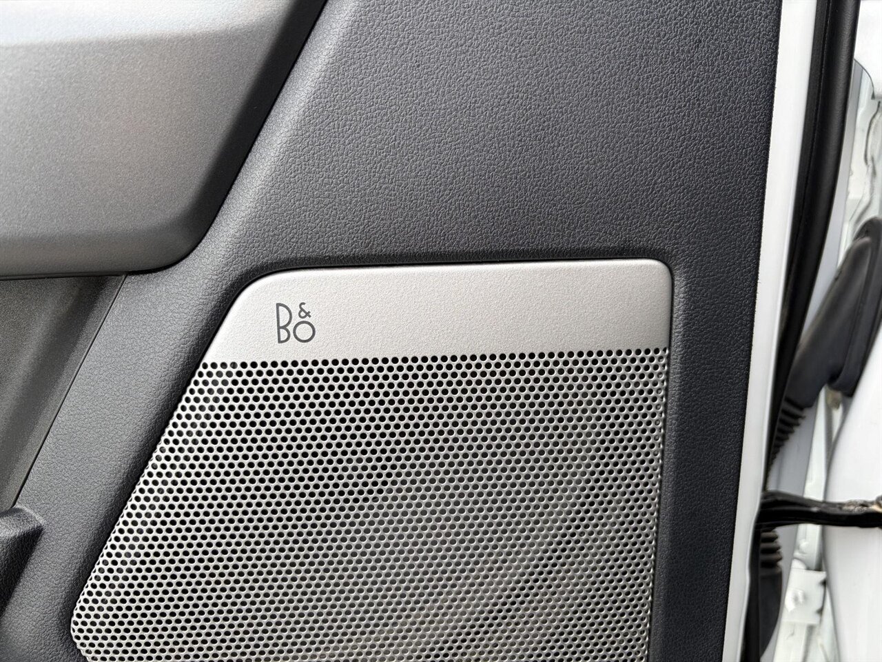 2024 Ford F-250 Super Duty Lariat   - Photo 11 - Victorville, CA 92392