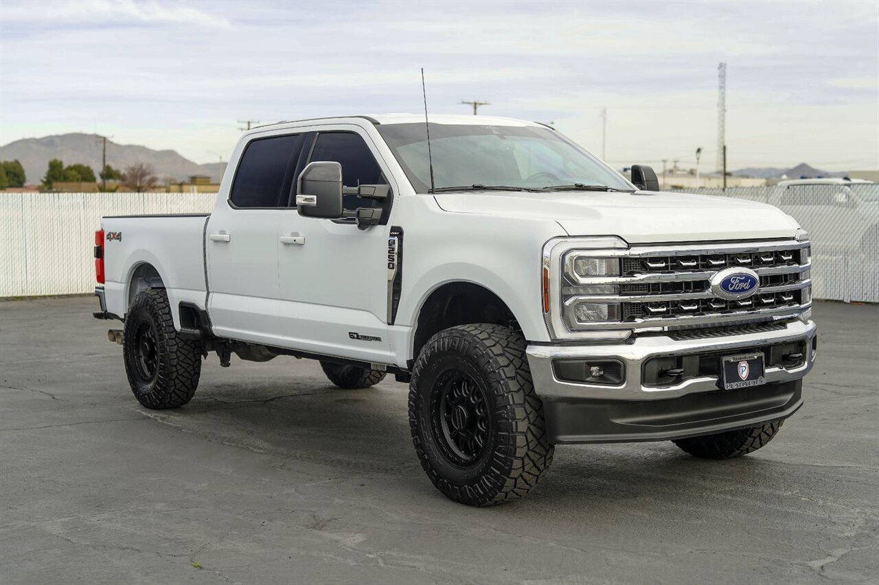2024 Ford F-250 Super Duty Lariat   - Photo 6 - Victorville, CA 92392