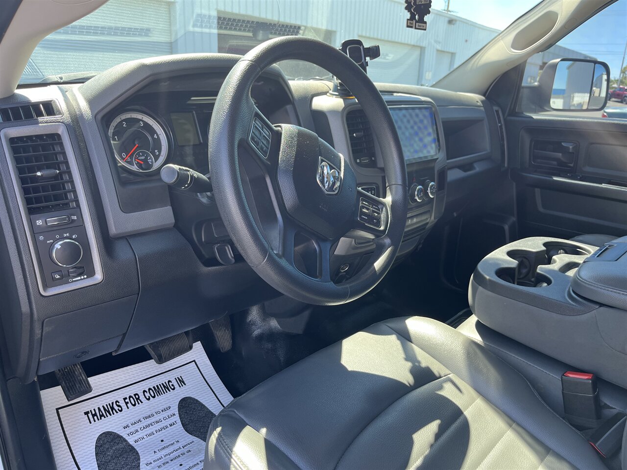 2019 RAM 1500 Classic Tradesman - Photo 10 - Victorville, CA 92392
