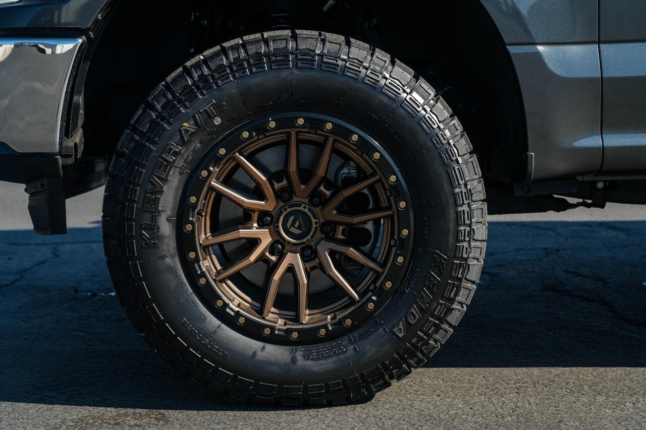 2020 Ford F-150 XLT Custom Lifted / New Tires!!! - Photo 9 - Victorville, CA 92392
