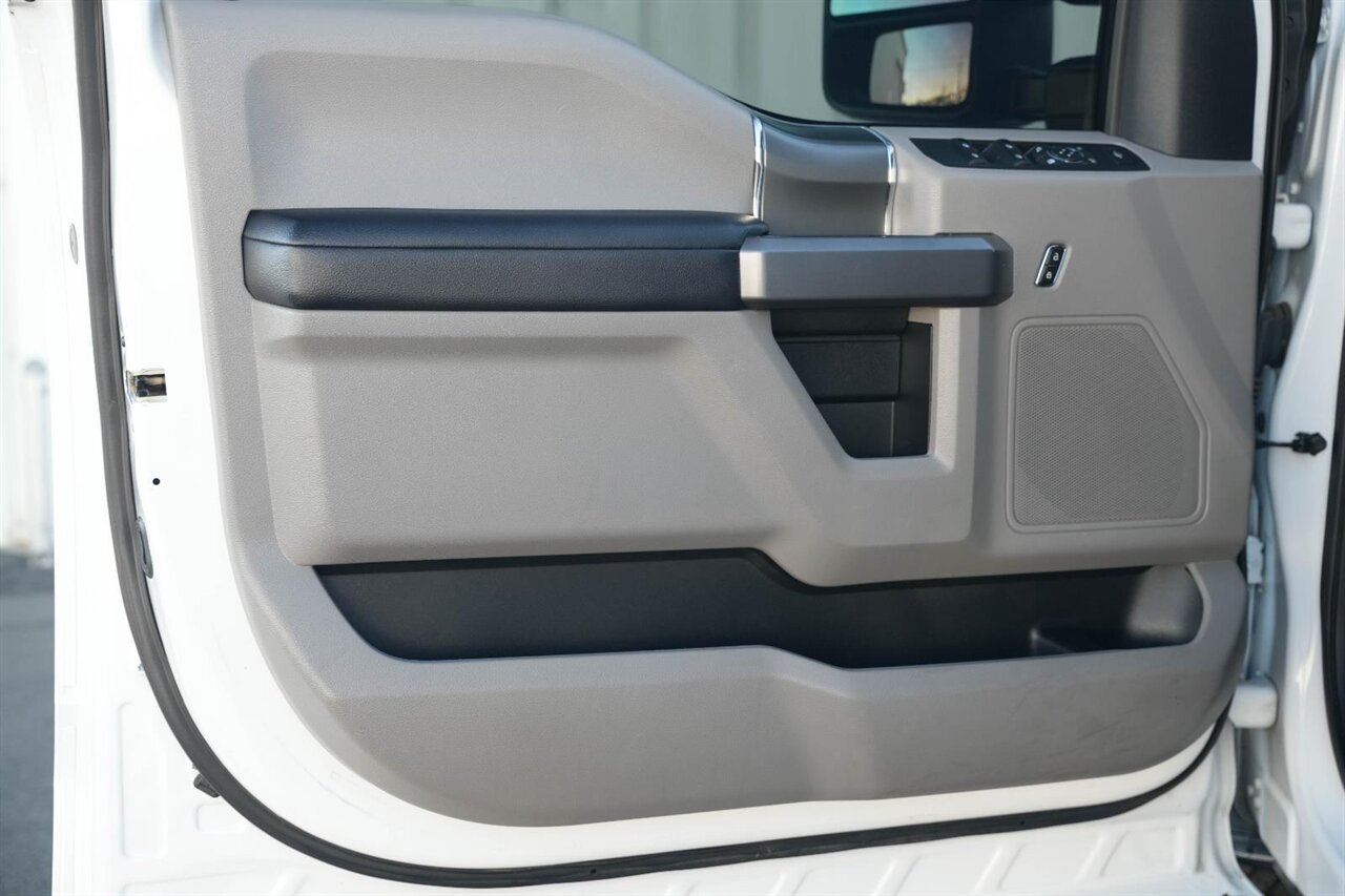 2018 Ford F-250 Super Duty XLT - Photo 32 - Victorville, CA 92392