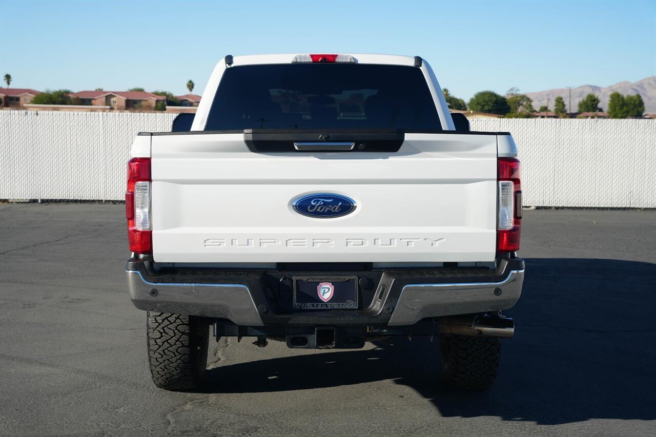 2018 Ford F-250 Super Duty XLT - Photo 4 - Victorville, CA 92392