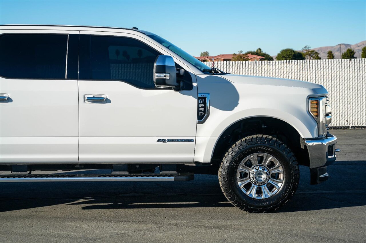 2018 Ford F-250 Super Duty XLT - Photo 11 - Victorville, CA 92392