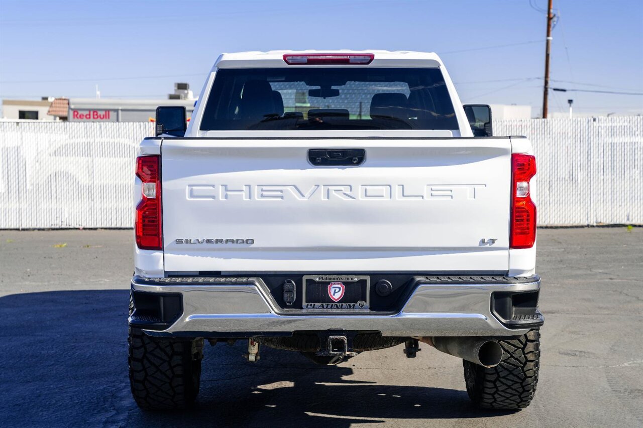 2022 Chevrolet Silverado 2500HD LT - Photo 11 - Victorville, CA 92392