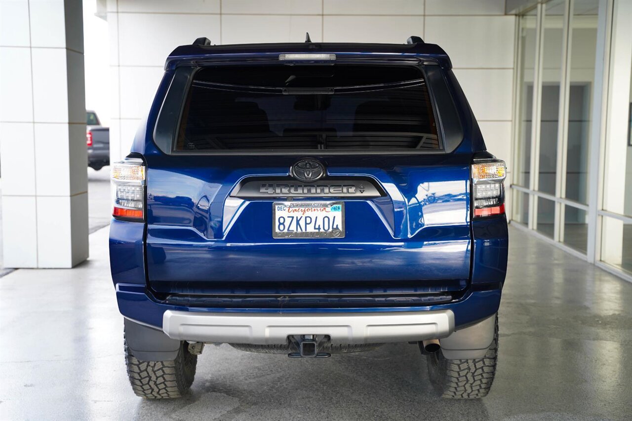 2022 Toyota 4Runner TRD Off-Road Premium   - Photo 21 - Victorville, CA 92392