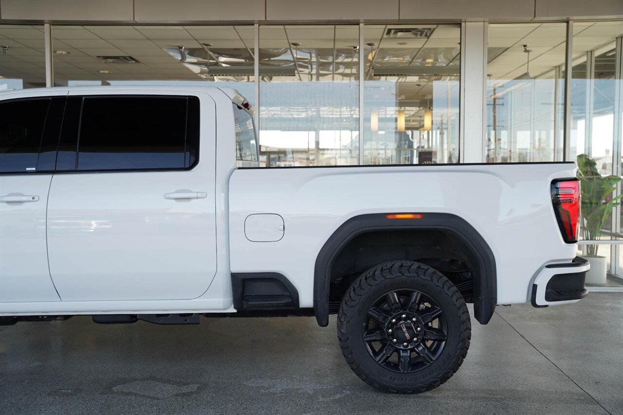 2024 GMC Sierra 2500HD AT4   - Photo 11 - Victorville, CA 92392