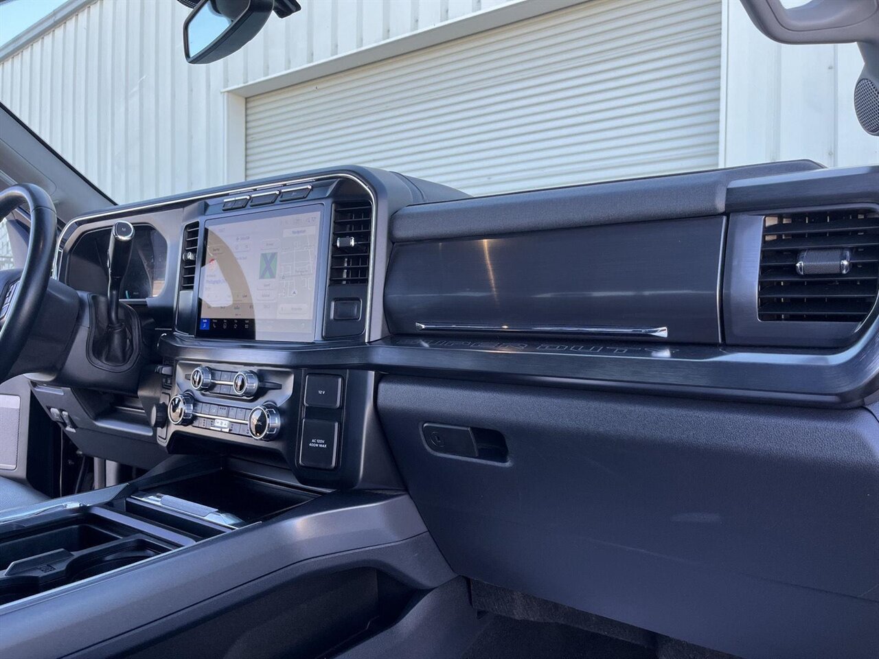 2024 Ford F-250 Super Duty Lariat   - Photo 27 - Victorville, CA 92392