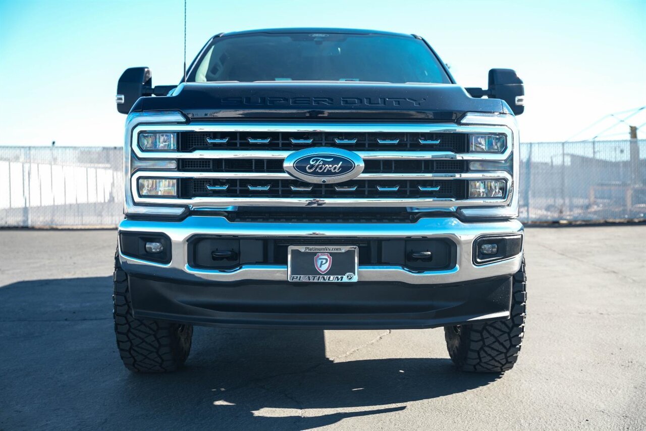 2024 Ford F-250 Super Duty Lariat   - Photo 9 - Victorville, CA 92392