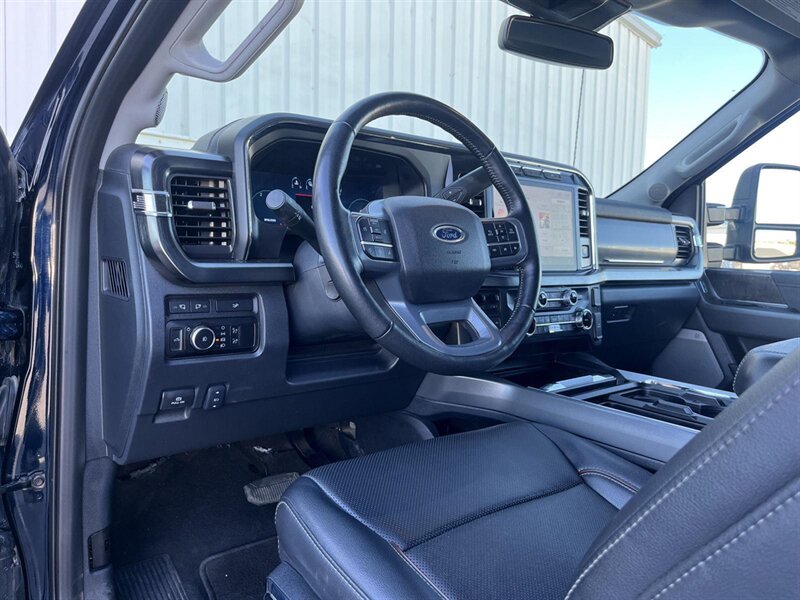 2024 Ford F-250 Super Duty Lariat  