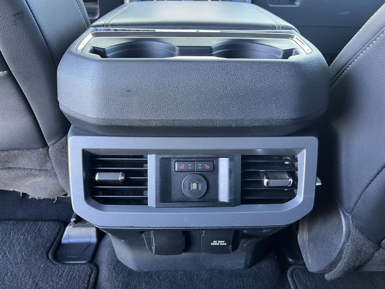 2024 Ford F-250 Super Duty Lariat   - Photo 24 - Victorville, CA 92392