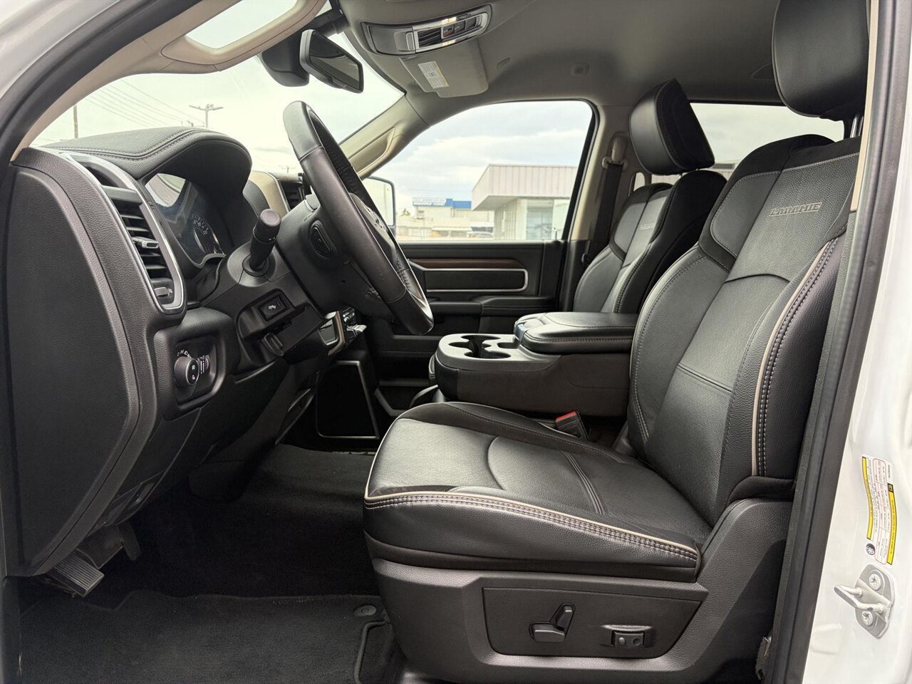 2024 RAM 2500 Laramie   - Photo 2 - Victorville, CA 92392