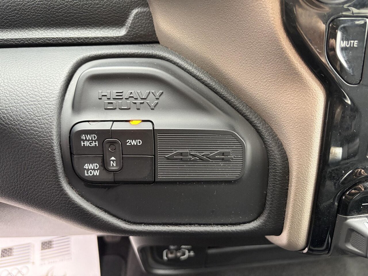 2024 RAM 2500 Laramie   - Photo 16 - Victorville, CA 92392