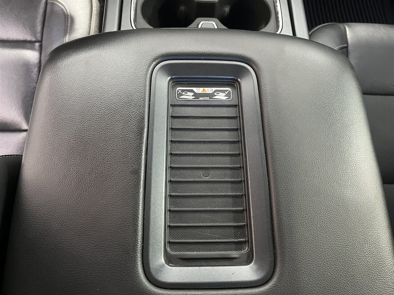 2018 Chevrolet Silverado 2500HD LTZ - Photo 26 - Victorville, CA 92392