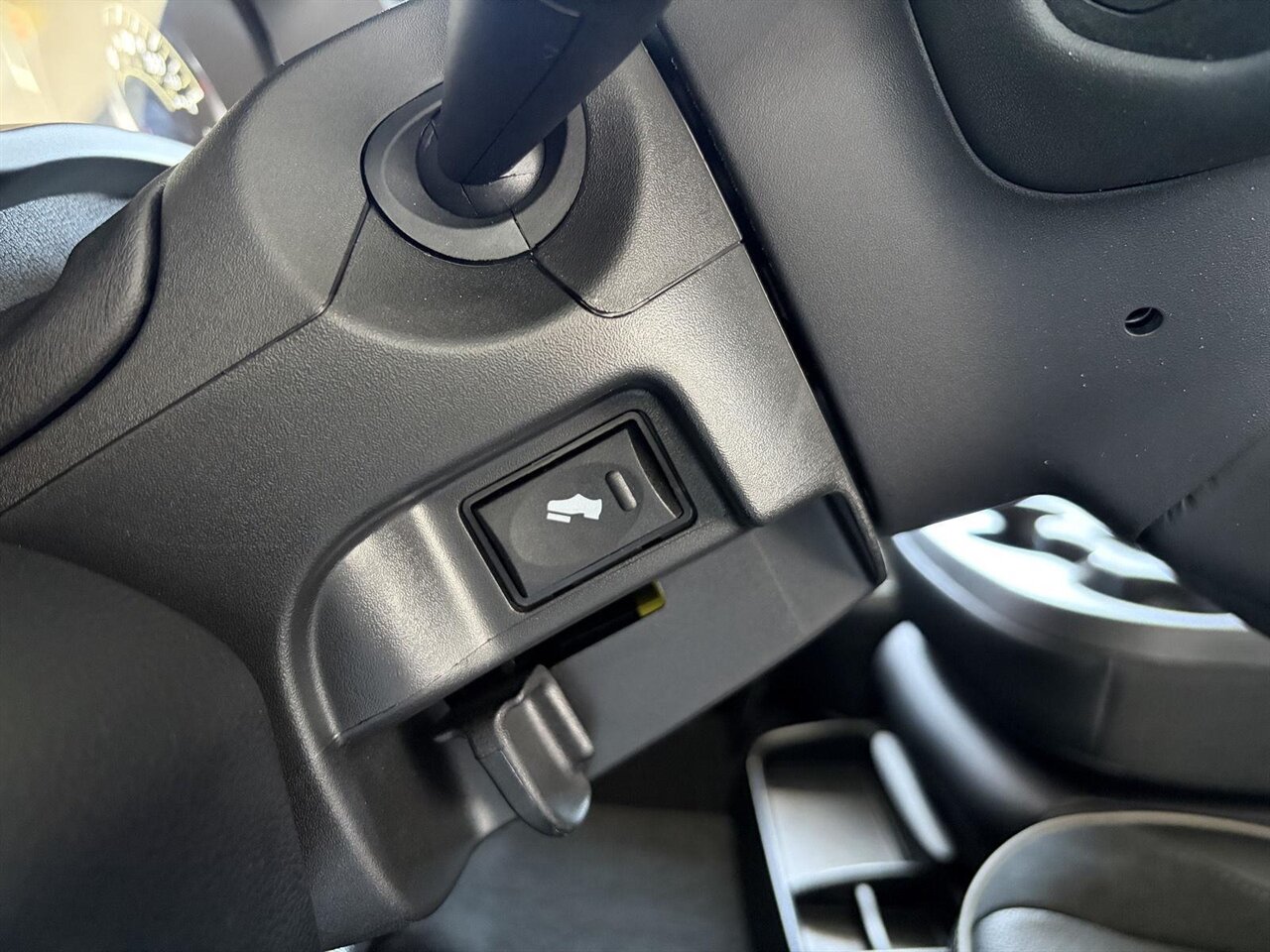 2024 RAM 2500 Laramie - Photo 15 - Victorville, CA 92392