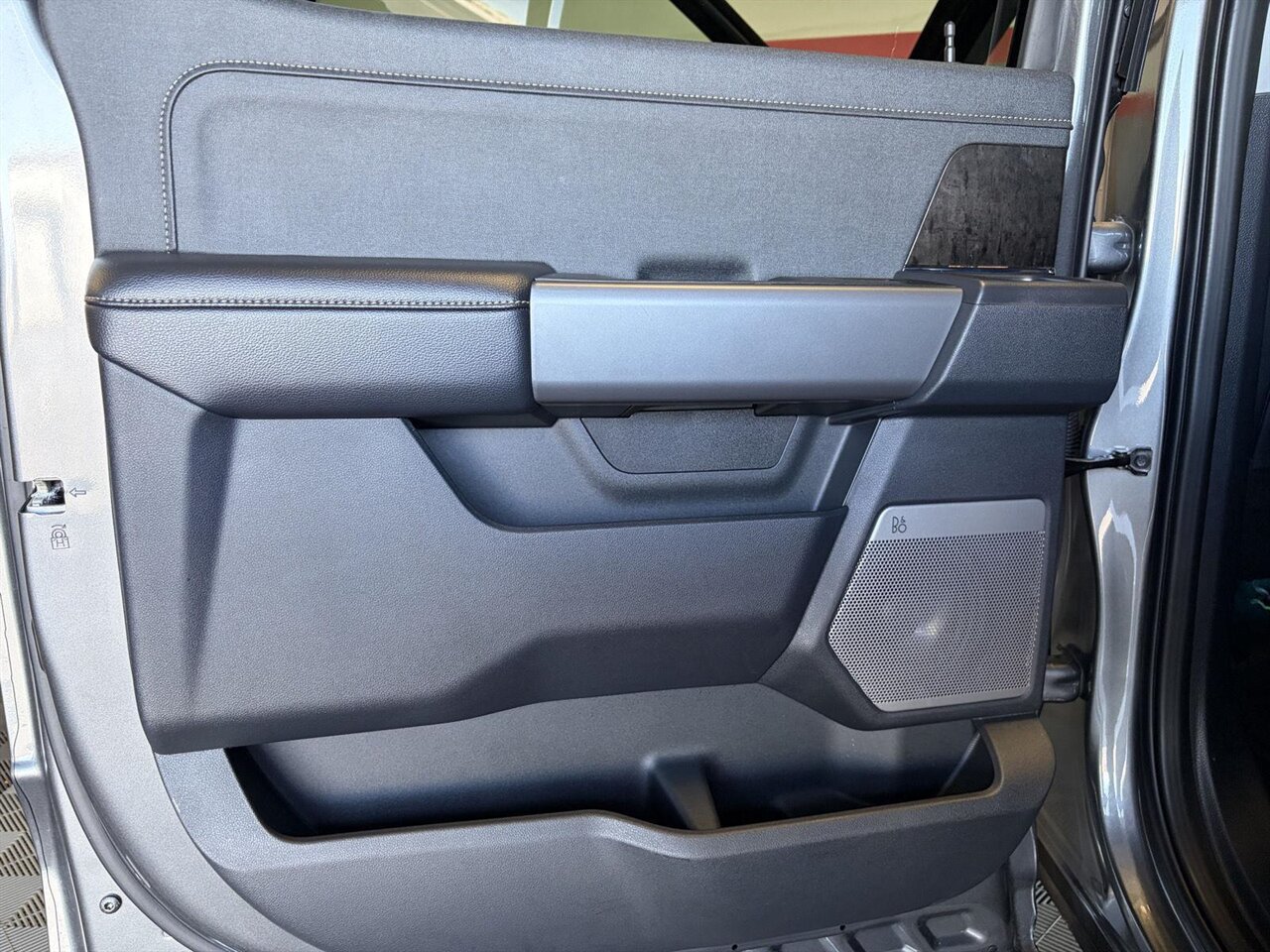 2024 Ford F-250 Super Duty Lariat   - Photo 25 - Victorville, CA 92392