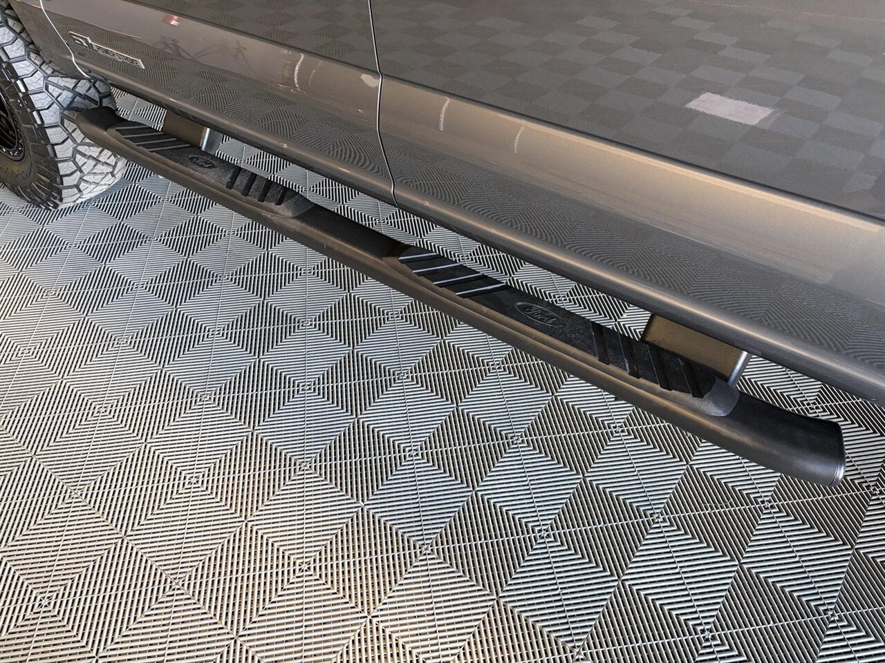 2024 Ford F-250 Super Duty Lariat   - Photo 12 - Victorville, CA 92392