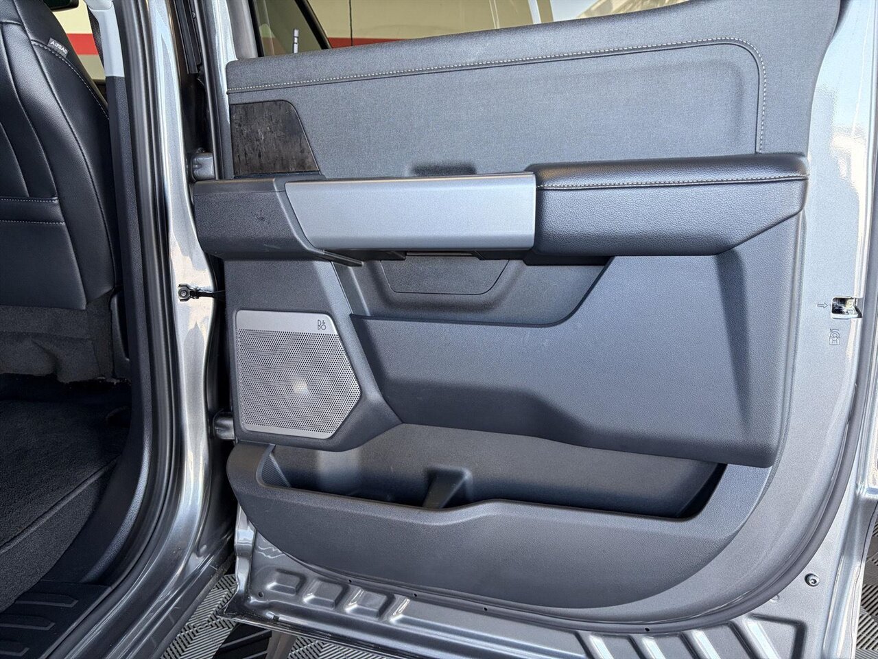 2024 Ford F-250 Super Duty Lariat   - Photo 35 - Victorville, CA 92392