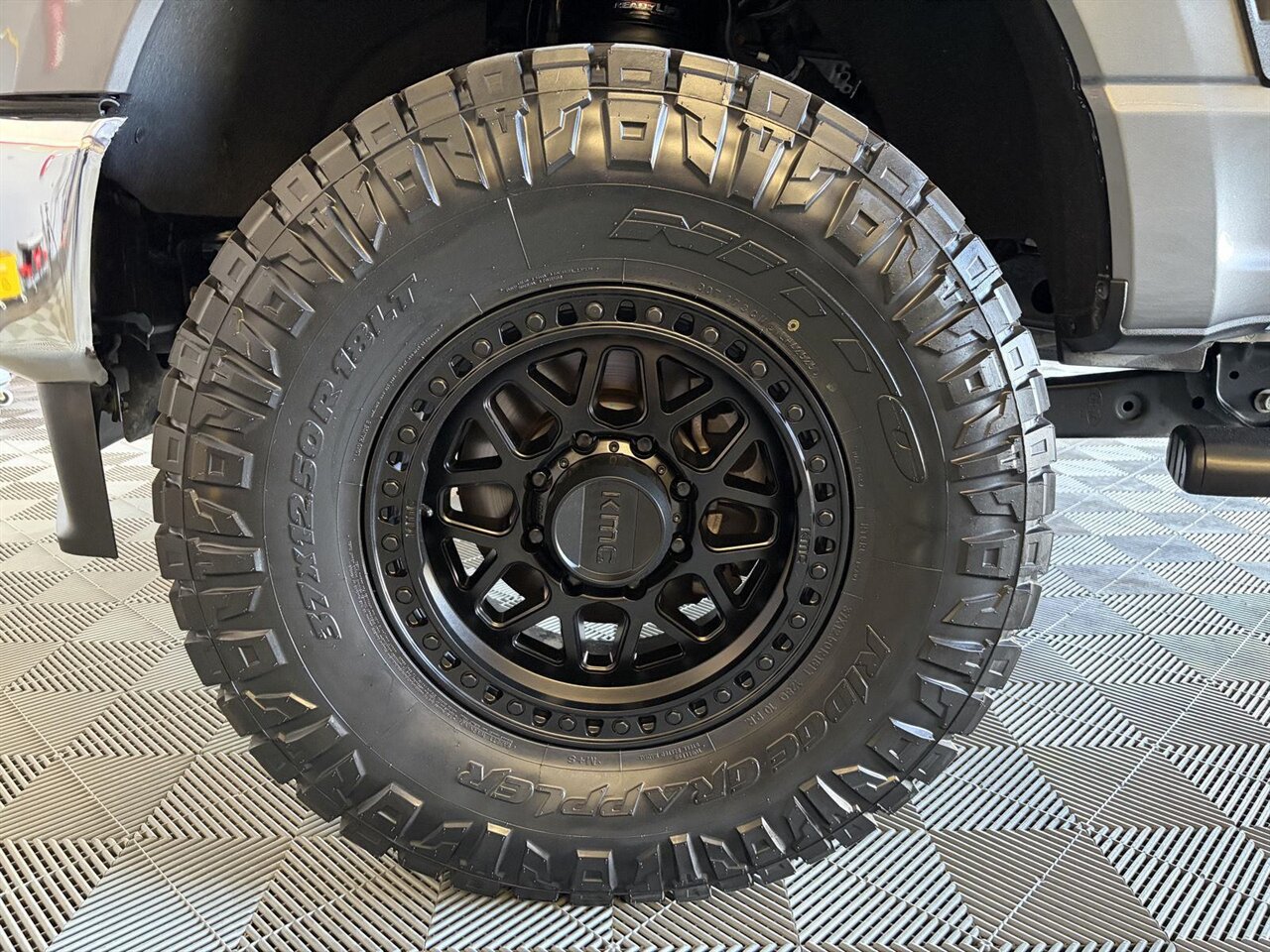 2024 Ford F-250 Super Duty Lariat   - Photo 13 - Victorville, CA 92392