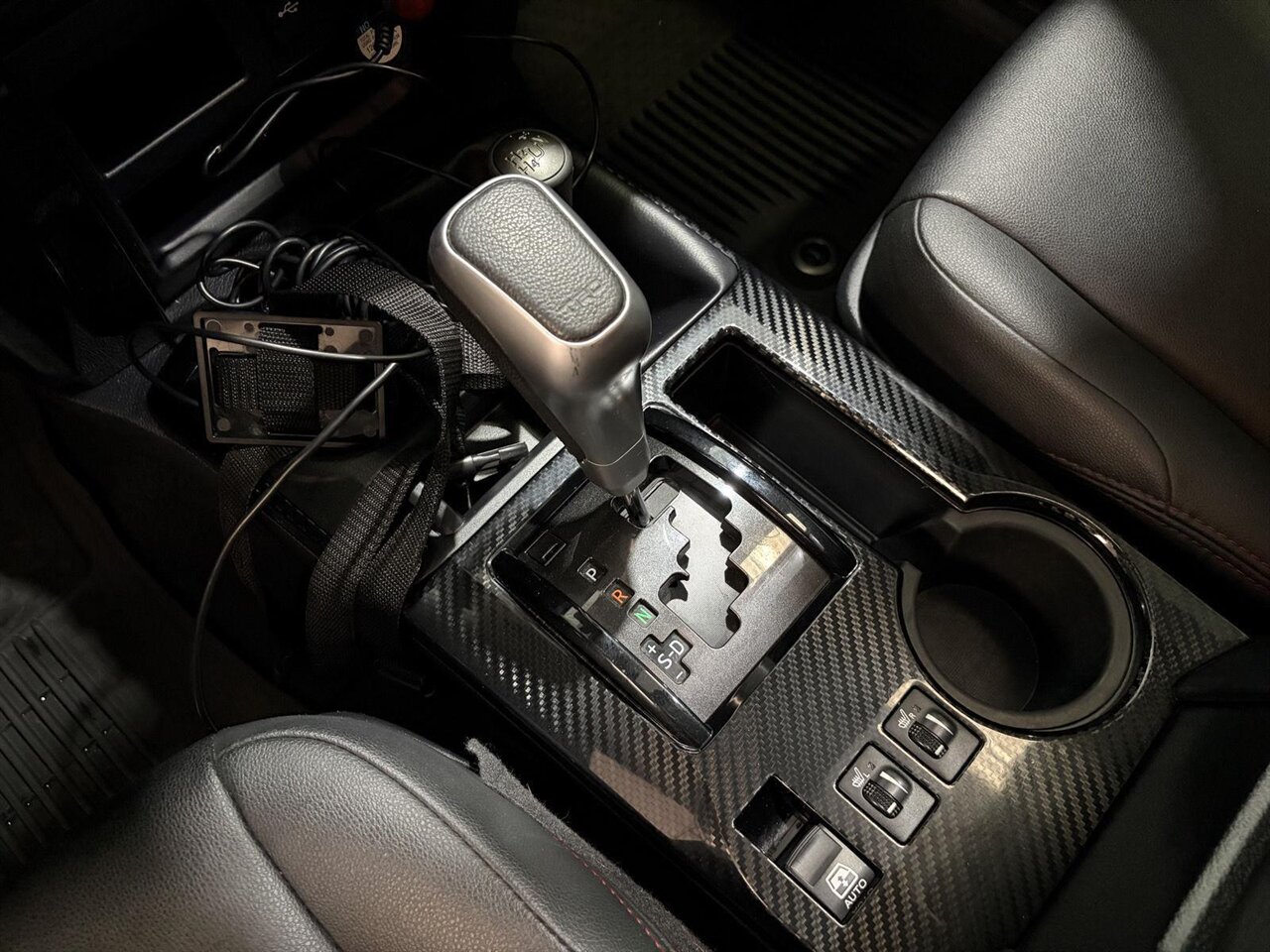 2020 Toyota 4Runner TRD Off-Road Premium   - Photo 29 - Victorville, CA 92392