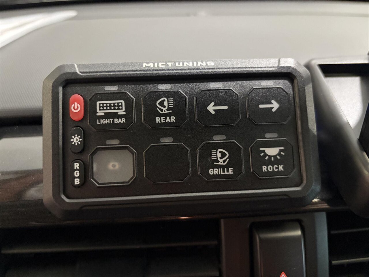 2020 Toyota 4Runner TRD Off-Road Premium   - Photo 31 - Victorville, CA 92392