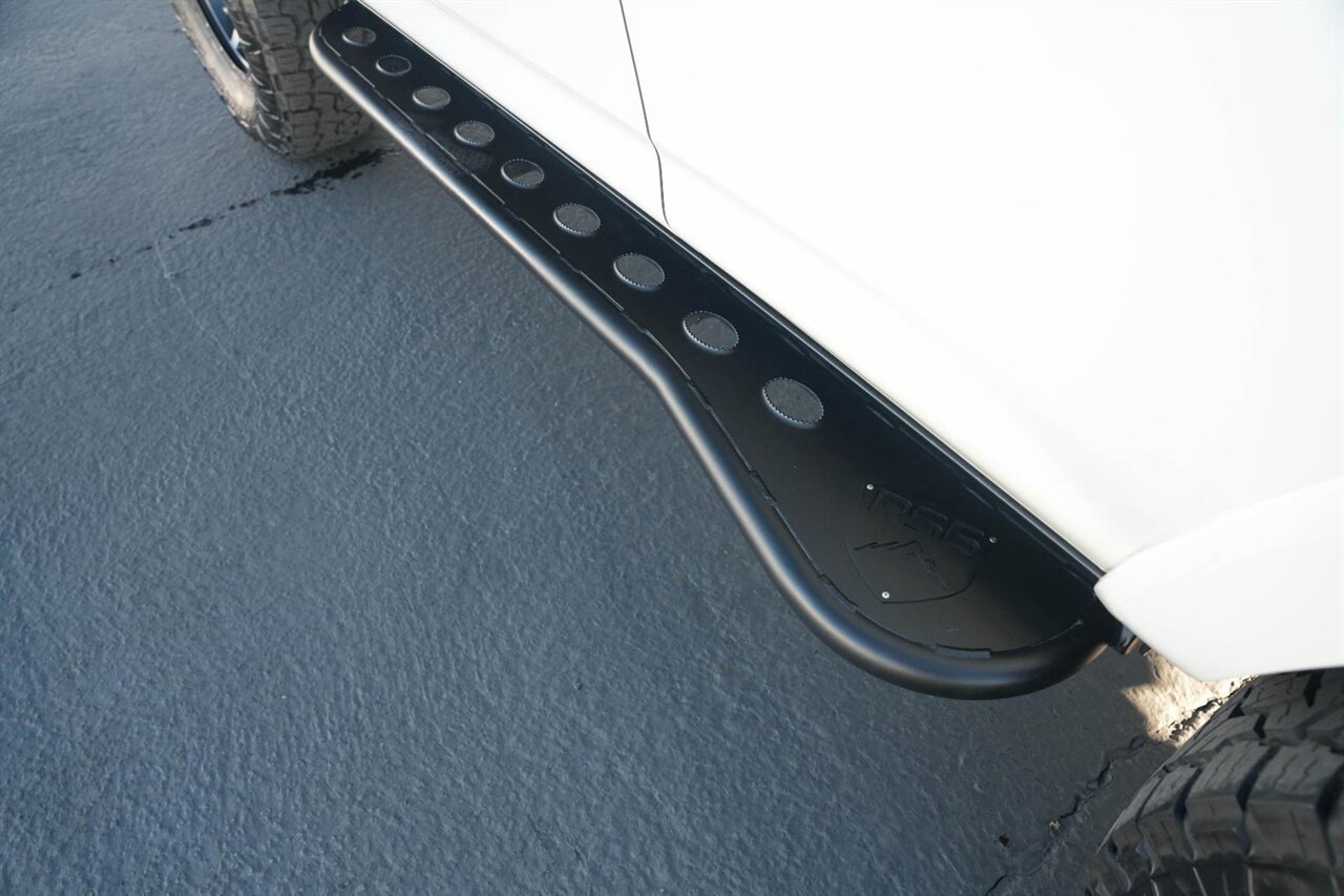 2020 Toyota 4Runner TRD Off-Road Premium   - Photo 16 - Victorville, CA 92392