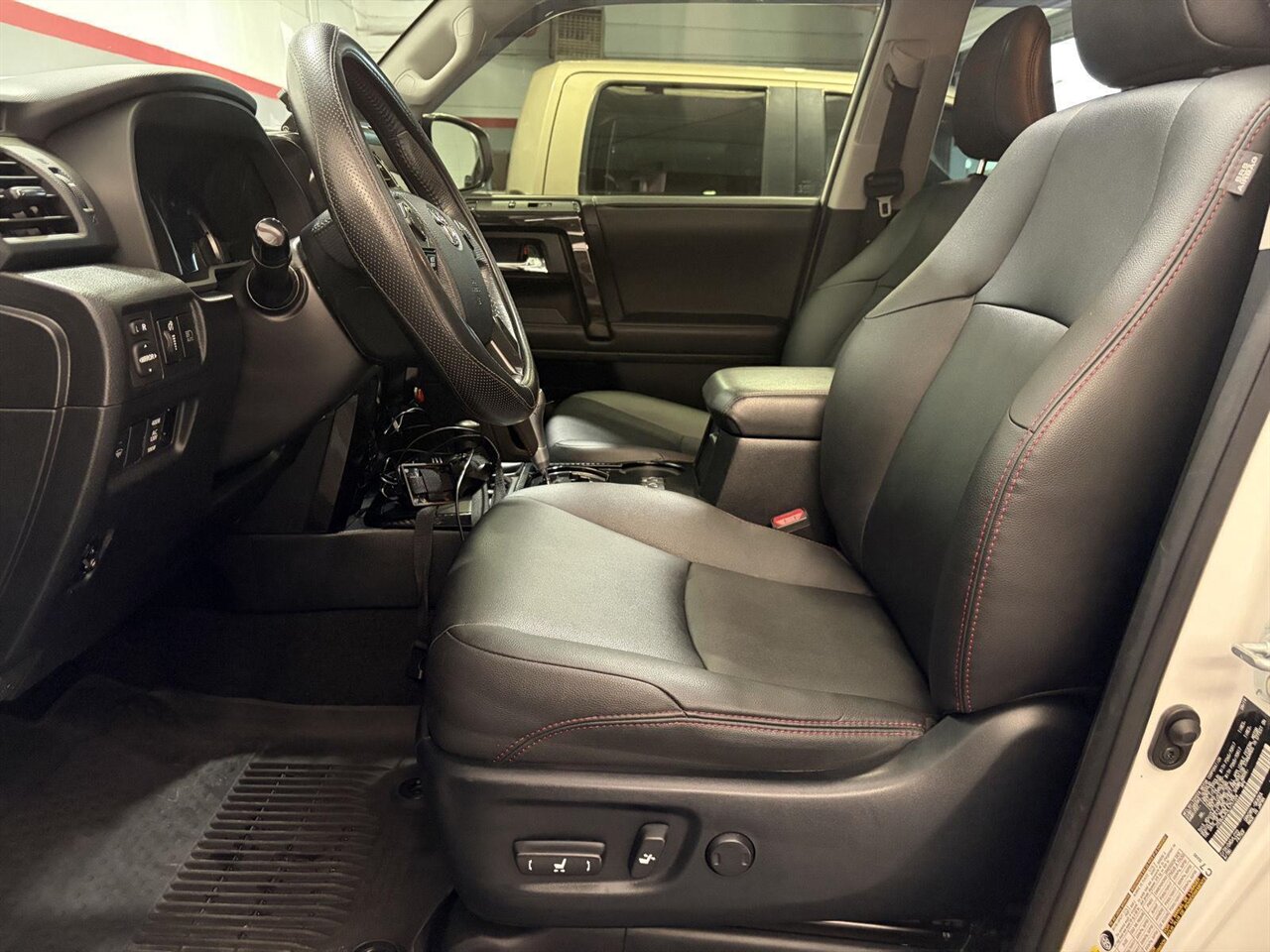 2020 Toyota 4Runner TRD Off-Road Premium   - Photo 2 - Victorville, CA 92392