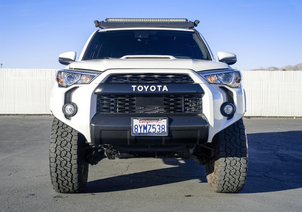 2020 Toyota 4Runner TRD Off-Road Premium   - Photo 7 - Victorville, CA 92392