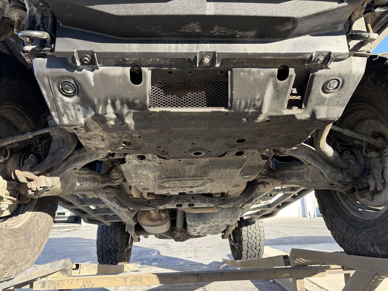 2020 Toyota 4Runner TRD Off-Road Premium   - Photo 19 - Victorville, CA 92392