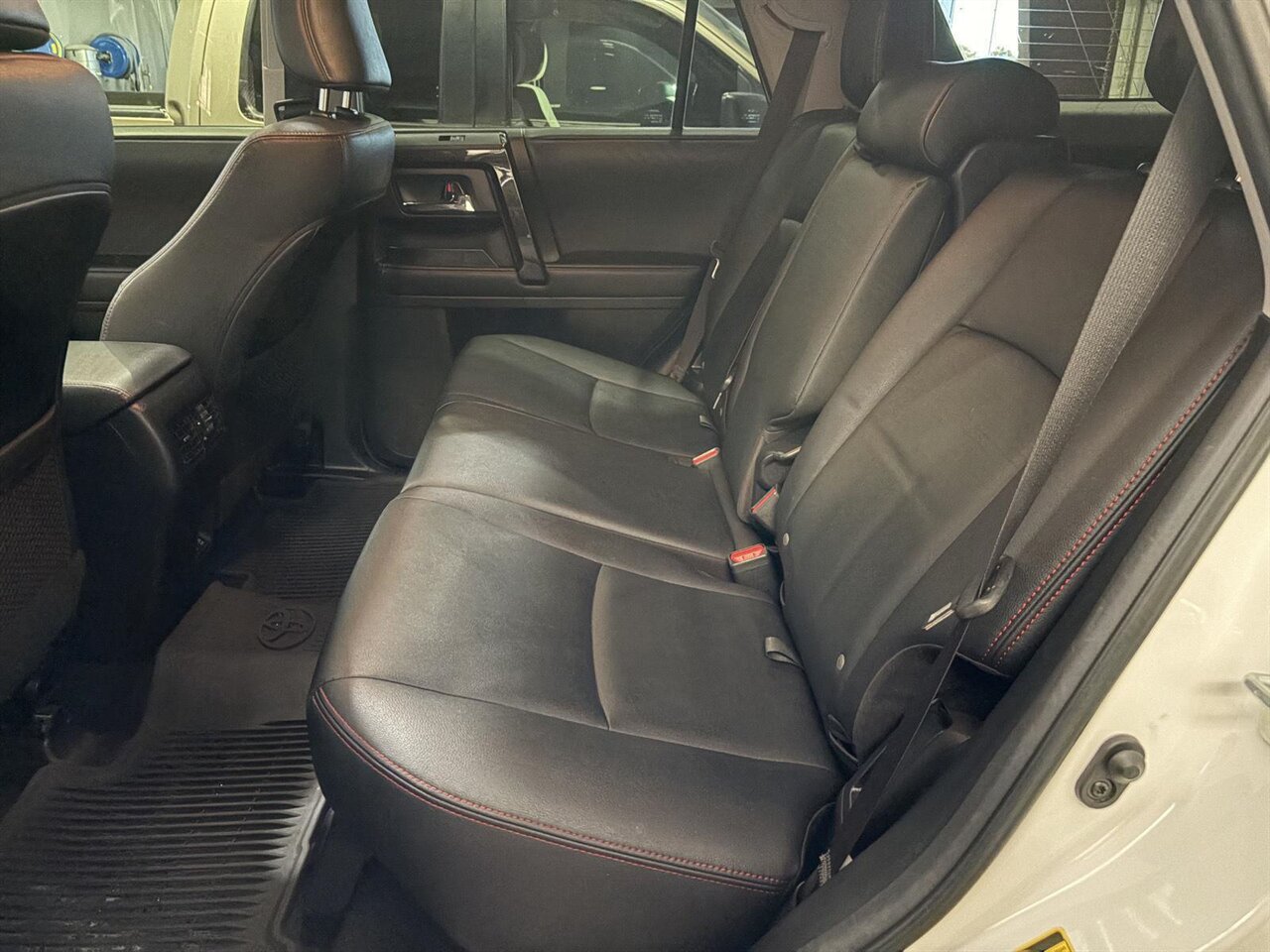 2020 Toyota 4Runner TRD Off-Road Premium   - Photo 33 - Victorville, CA 92392