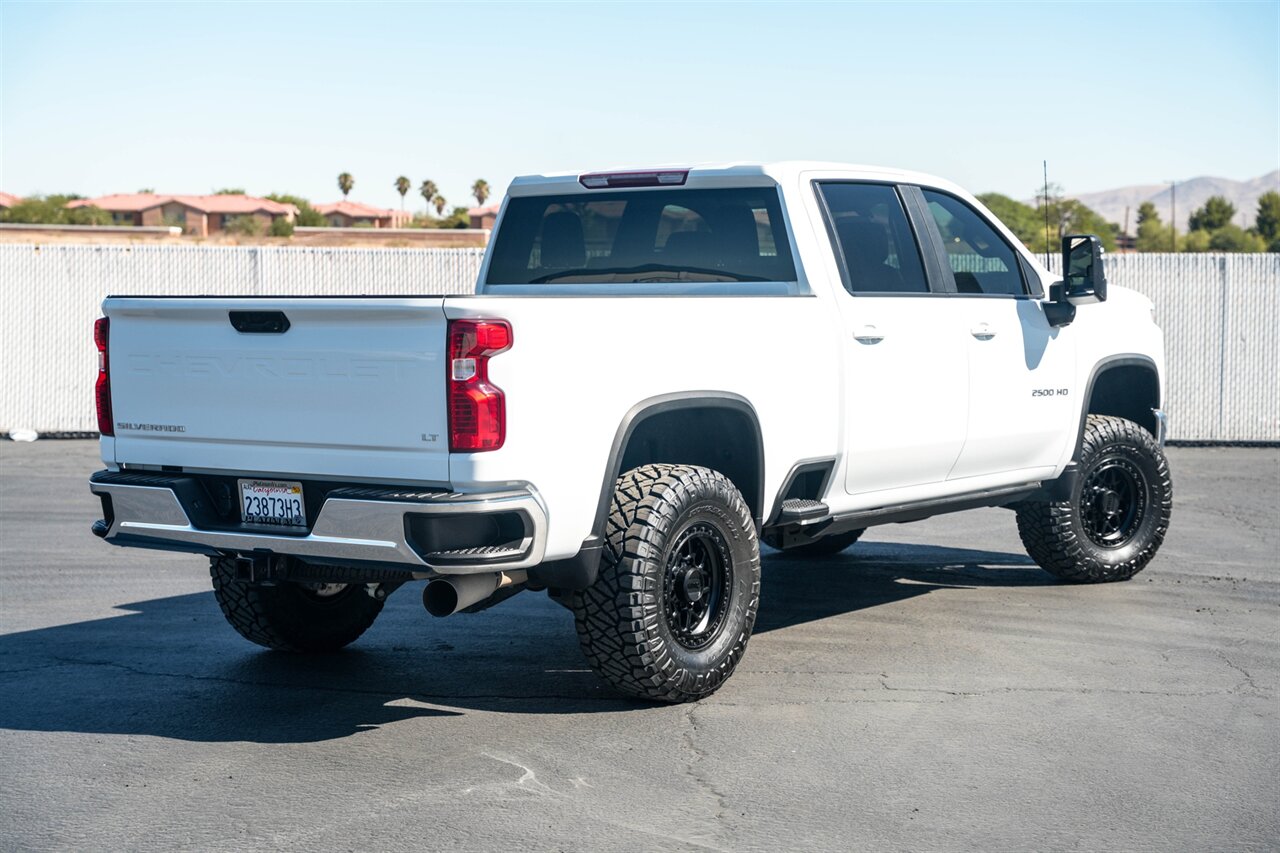 2022 Chevrolet Silverado 2500HD LT   - Photo 6 - Victorville, CA 92392
