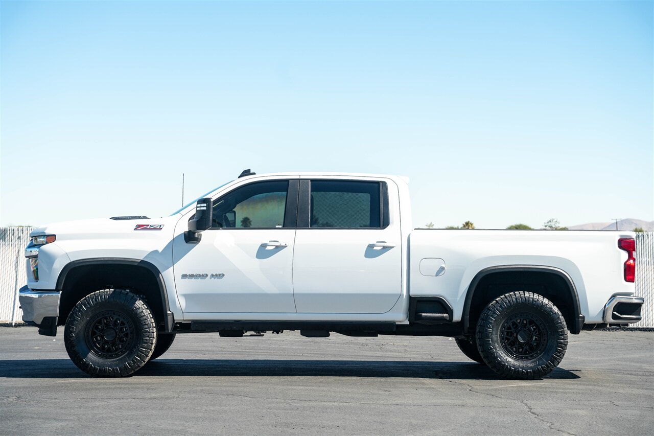 2022 Chevrolet Silverado 2500HD LT   - Photo 7 - Victorville, CA 92392