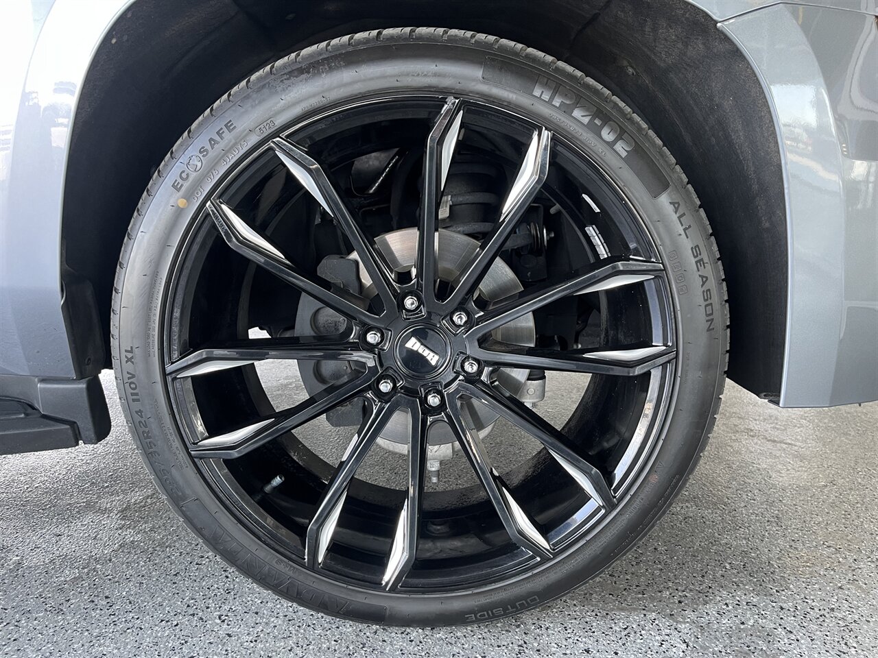2020 Chevrolet Tahoe LS Only 46,000 Miles | Leveled on 24 " Wheels | Clean California SUV - Photo 9 - Victorville, CA 92392