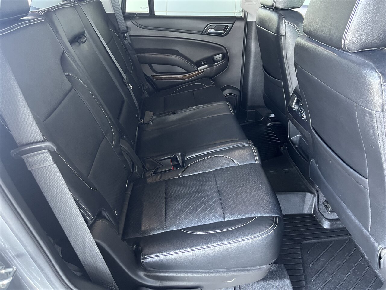 2020 Chevrolet Tahoe LS Only 46,000 Miles | Leveled on 24 " Wheels | Clean California SUV - Photo 23 - Victorville, CA 92392