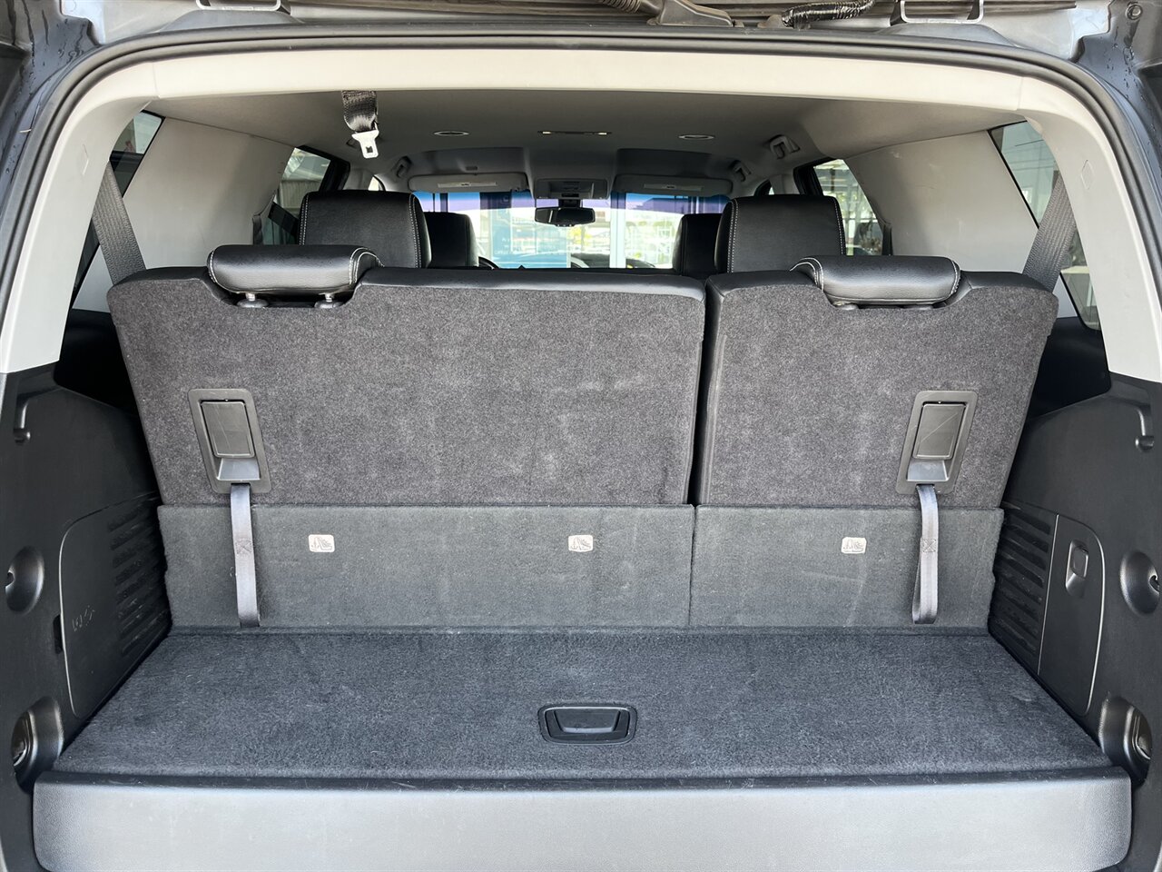 2020 Chevrolet Tahoe LS Only 46,000 Miles | Leveled on 24 " Wheels | Clean California SUV - Photo 26 - Victorville, CA 92392