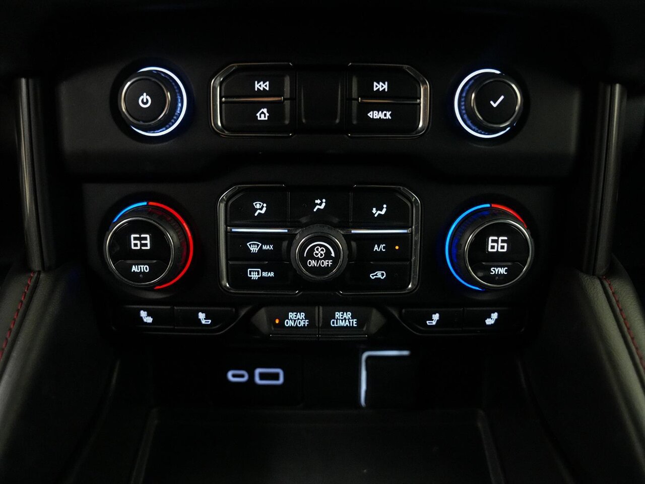 2022 Chevrolet Tahoe RST   - Photo 21 - Victorville, CA 92392