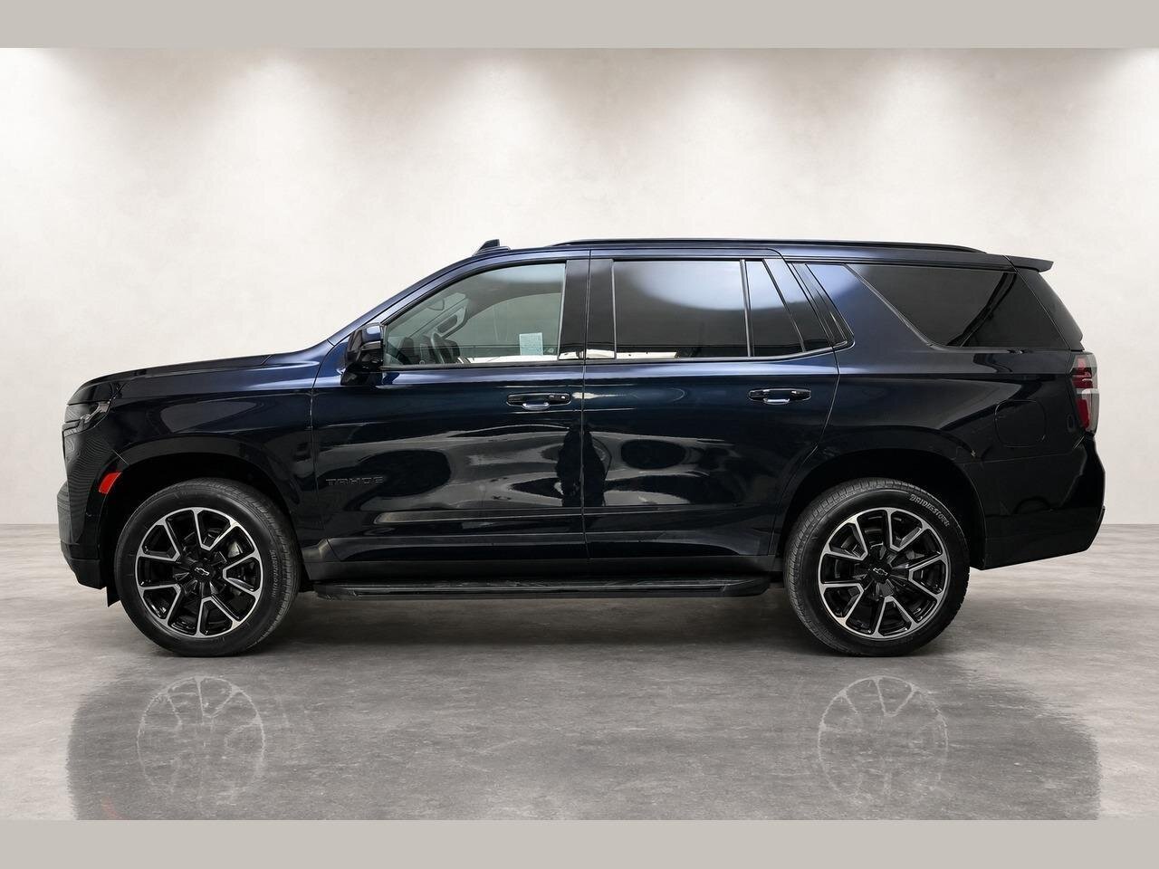 2022 Chevrolet Tahoe RST   - Photo 6 - Victorville, CA 92392